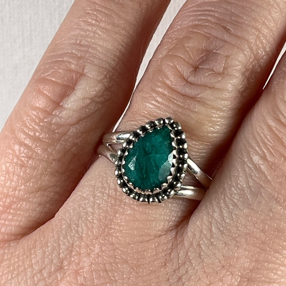 925 Solid Sterling Silver Emerald Gemstone Ring V… - image 7